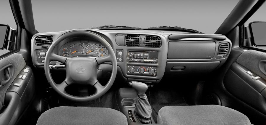  Chevrolet Blazer 1999 года  (фото 7 из 35)